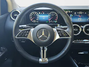 MERCEDES-BENZ B 200 7G-DCT