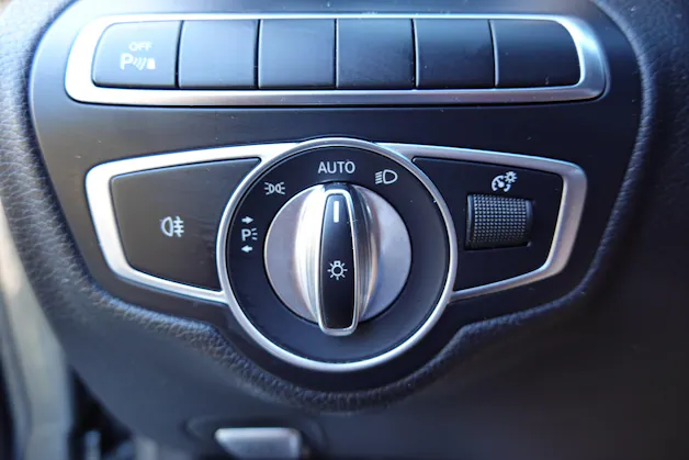 MERCEDES-BENZ C 43 AMG 4Matic - "Pack AMG * Sièges Electriques/Chauffant * Camera * GPS * Tempomat * intérieur carbone * Son Burmester"