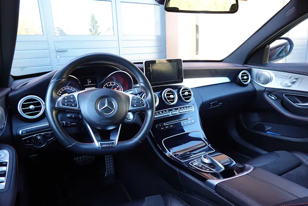 MERCEDES-BENZ C 43 AMG 4Matic - "Pack AMG * Sièges Electriques/Chauffant * Camera * GPS * Tempomat * intérieur carbone * Son Burmester"