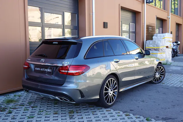 MERCEDES-BENZ C 43 AMG 4Matic - "Pack AMG * Sièges Electriques/Chauffant * Camera * GPS * Tempomat * intérieur carbone * Son Burmester"