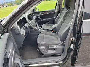 VW Tiguan 2.0 TSI DSG Elegance 4Motion *Panormadach+Anhängerkupplung*