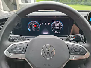 VW Tiguan 2.0 TSI DSG Elegance 4Motion *Panormadach+Anhängerkupplung*