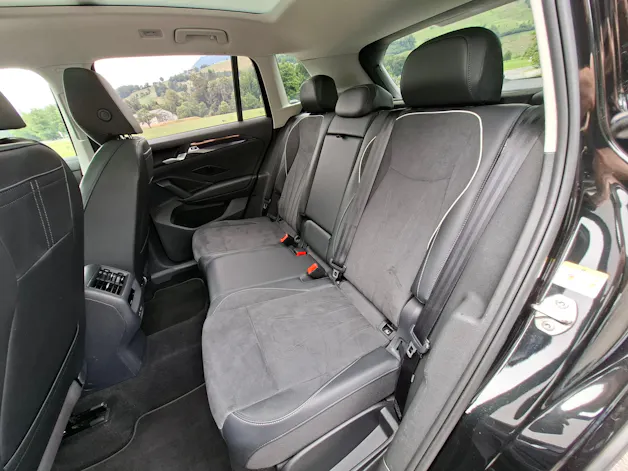 VW Tiguan 2.0 TSI DSG Elegance 4Motion *Panormadach+Anhängerkupplung*