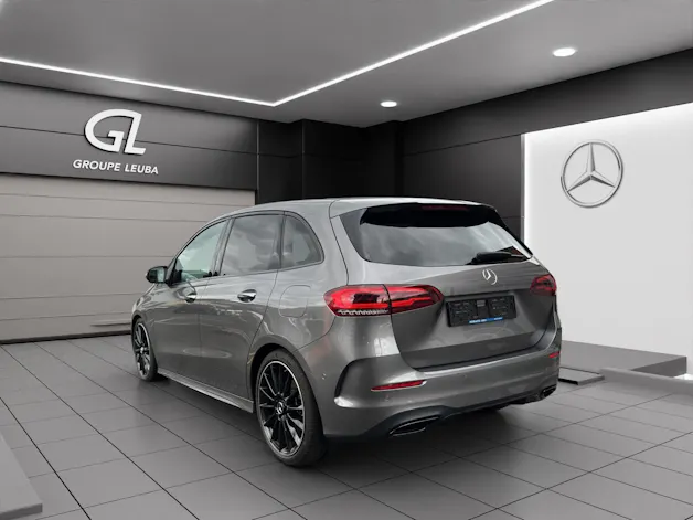 MERCEDES-BENZ B 220 d 4M Swiss Star