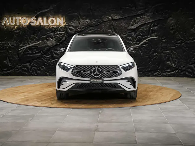 MERCEDES-BENZ GLC 300 4Matic AMG Line 9G-Tronic *Facelift*21" Felgen*Panorama*Lenkradheizung*