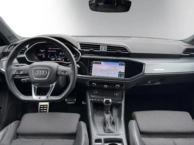 AUDI Q3 SB 40TDI S line Att qu