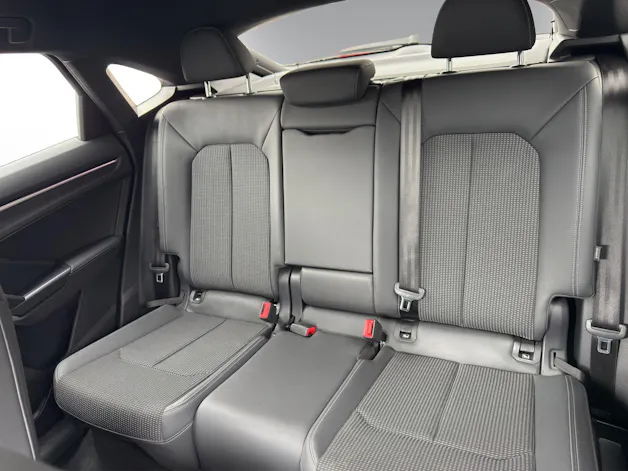 AUDI Q3 SB 40TDI S line Att qu