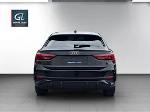 AUDI Q3 SB 40TDI S line Att qu