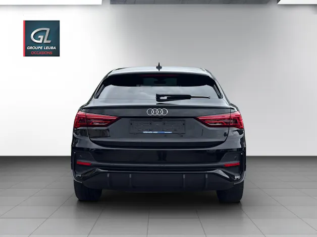 AUDI Q3 SB 40TDI S line Att qu
