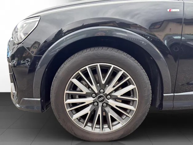 AUDI Q3 SB 40TDI S line Att qu