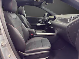 MERCEDES-BENZ GLA 250 4Matic 8G-DCT Swiss Star