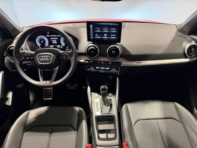 AUDI Q2 40 TFSI quattro S-tronic