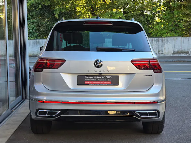 VW Tiguan 2.0TSI R-Line 4Motion DSG