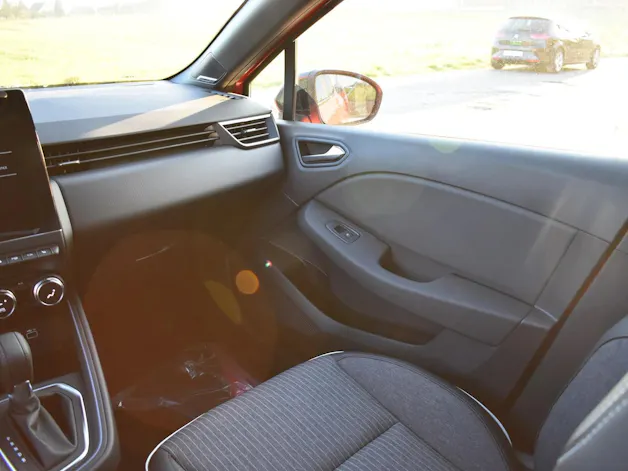 Mitsubishi COLT 1.6 HEV Instyle