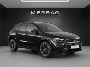 MERCEDES-BENZ GLA 200 7G-DCT