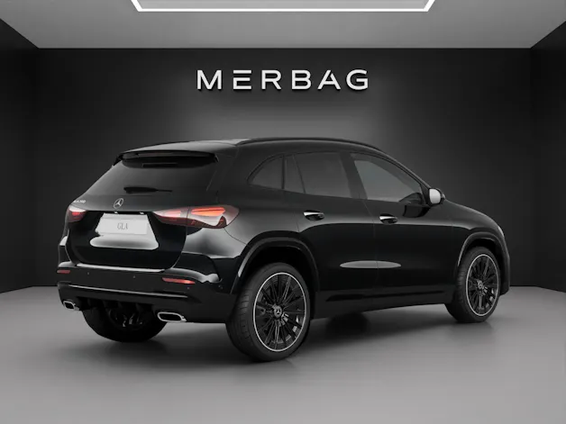 MERCEDES-BENZ GLA 200 7G-DCT