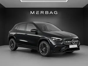 MERCEDES-BENZ GLA 200 7G-DCT