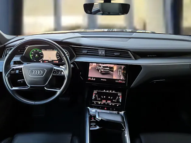 AUDI e-tron 55 Advanced quattro Mythosschwar Metallic