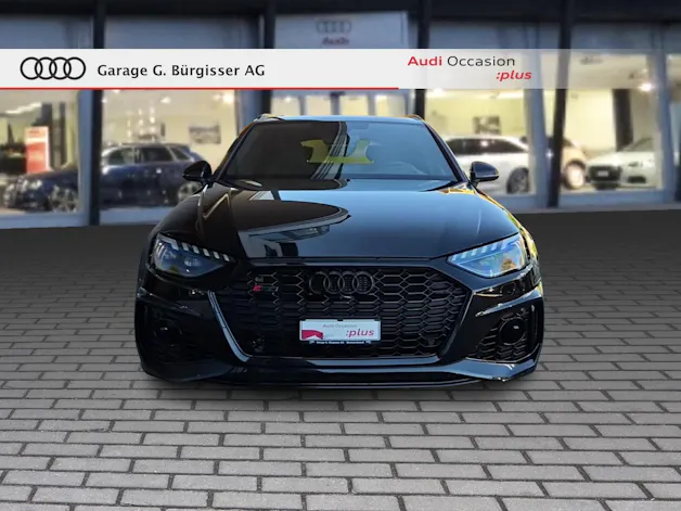 AUDI RS4 Avant quattro tiptronic Mythosschwarz Metallic