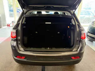 JEEP Compass 2.0CRD Limited AWD 9ATX | CH Fahrzeug | Touchscreen Uconnect Navi | DAB+ |