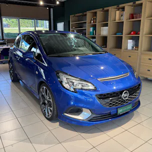 OPEL Corsa 1.6 Turbo OPC