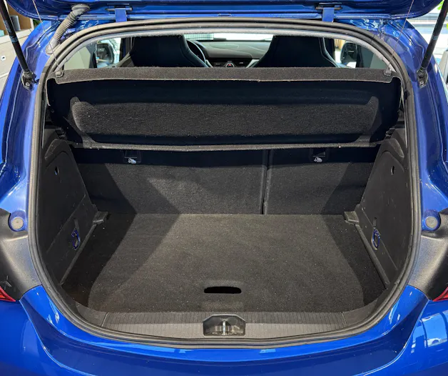 OPEL Corsa 1.6 Turbo OPC
