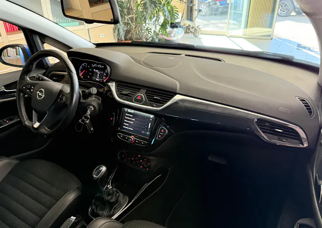 OPEL Corsa 1.6 Turbo OPC