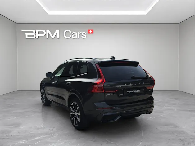 VOLVO XC60 2.0 B4 MH Ultimate Dark AWD