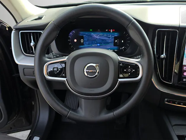 VOLVO XC60 2.0 B4 MH Ultimate Dark AWD