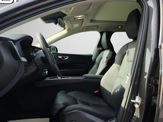VOLVO XC60 2.0 B4 MH Ultimate Dark AWD