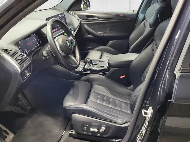 BMW X3 xDrive 48V M40d Travel