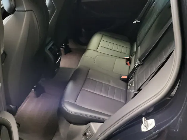 BMW X3 xDrive 48V M40d Travel