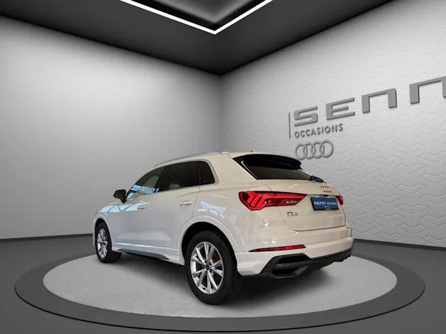 AUDI Q3 45 TFSI e S line S-tronic