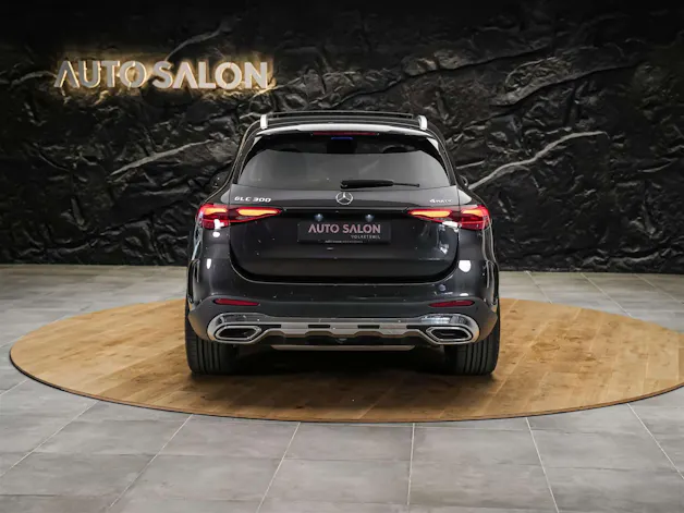MERCEDES-BENZ GLC 300 4Matic AMG Line 9G-Tronic *Facelift*21" Felgen*Panorama*AHK*360° Kamera*