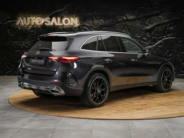 MERCEDES-BENZ GLC 300 4Matic AMG Line 9G-Tronic *Facelift*21" Felgen*Panorama*AHK*360° Kamera*