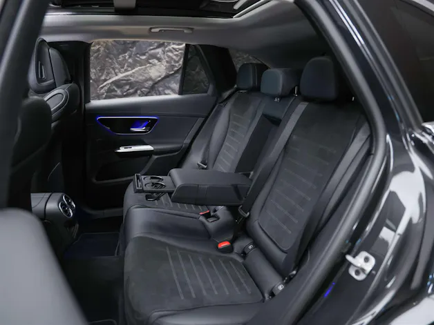 MERCEDES-BENZ GLC 300 4Matic AMG Line 9G-Tronic *Facelift*21" Felgen*Panorama*AHK*360° Kamera*