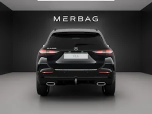 MERCEDES-BENZ GLA 200 7G-DCT