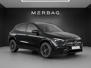 MERCEDES-BENZ GLA 200 7G-DCT