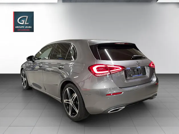 MERCEDES-BENZ A 180 Night Star
