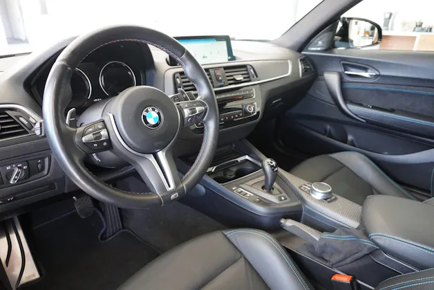 BMW M2 Competition Drivelogic