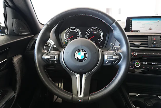 BMW M2 Competition Drivelogic
