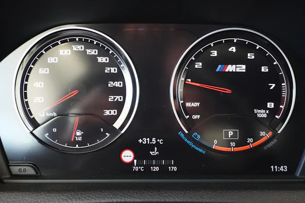 BMW M2 Competition Drivelogic