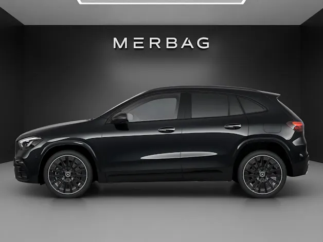 MERCEDES-BENZ GLA 200 7G-DCT