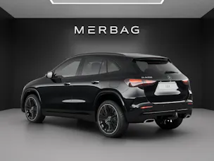 MERCEDES-BENZ GLA 200 7G-DCT