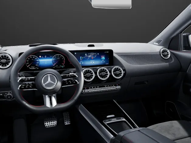 MERCEDES-BENZ GLA 200 7G-DCT