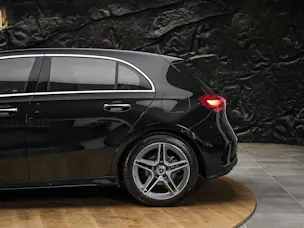 MERCEDES-BENZ A 200 d AMG Line 8G-DCT *Facelift*Multi Beam LED*Kamera*