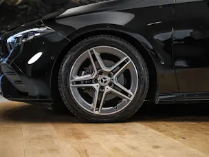 MERCEDES-BENZ A 200 d AMG Line 8G-DCT *Facelift*Multi Beam LED*Kamera*