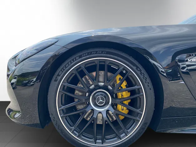 MERCEDES-BENZ AMG GT 63 4M+ Executive