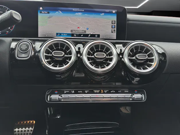 MERCEDES-BENZ CLA SB 250 Sw. Star 4M 7G