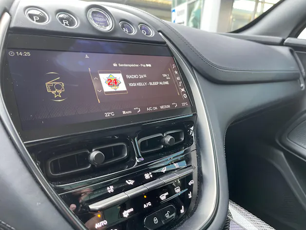 ASTON MARTIN DBX 4.0 707 V8 Bi-Turbo